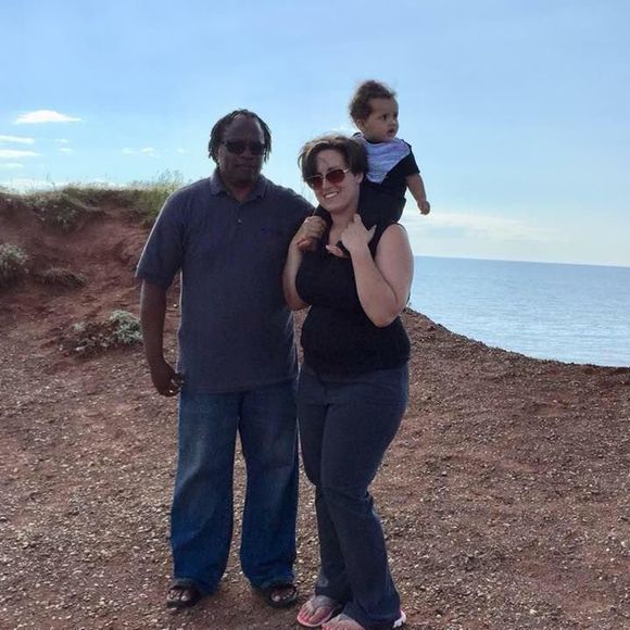 Meet your Posher, Sarah - Picture 1 of 1